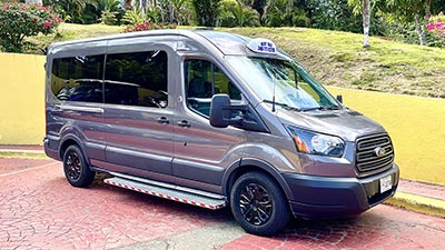 Black & White Tours and Transportation